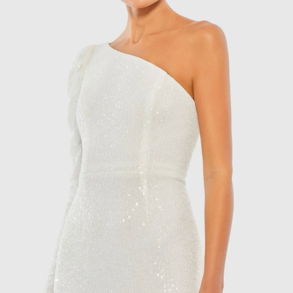 Mac Duggal White Sequined One Shoulder Trumpet Gown